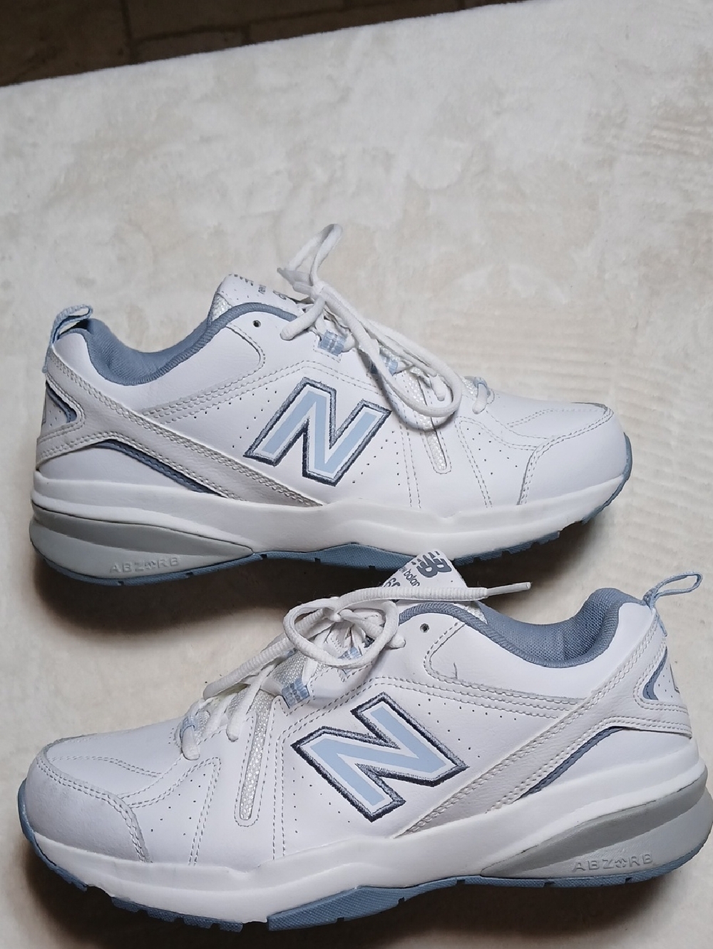 New Balance608 V5 White and Light Blue Leather Walking Shoes Size 9.5 Mens